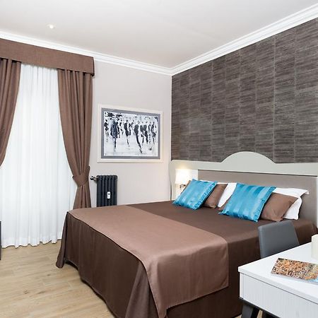Vico Rooms And Terrace Rome Ruang foto