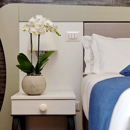 Vico Rooms And Terrace Rome Bagian luar foto